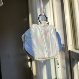 Iridescent Pearl Charm Baggu